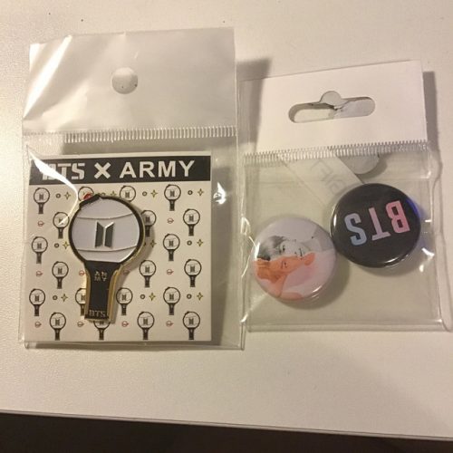 BTS ARMY Bomb Light Stick Enamel Pin Button photo review